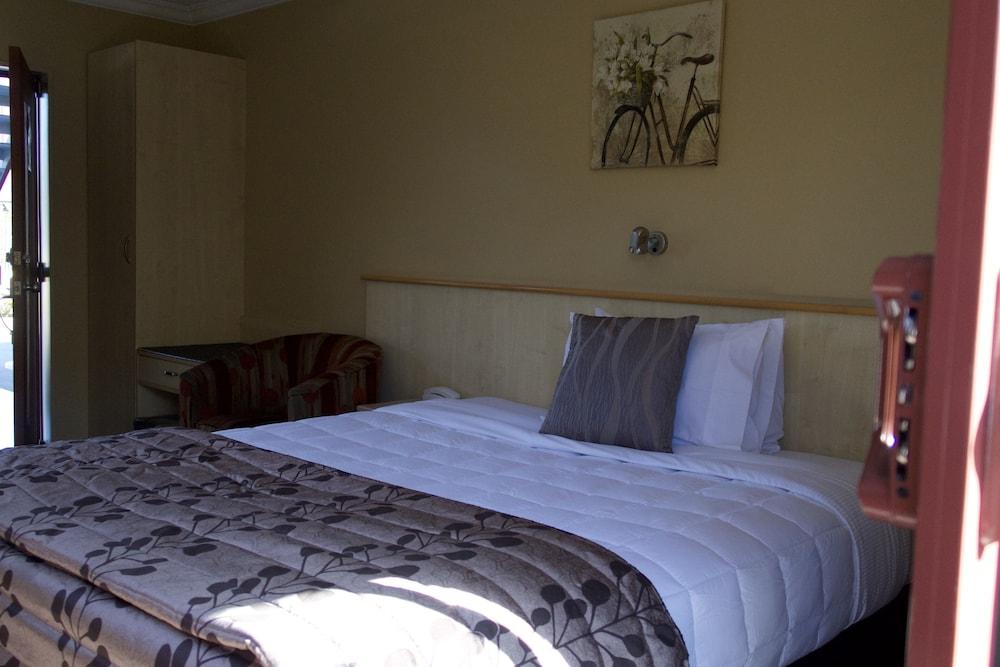 Blenheim Spa Motor Lodge Luaran gambar
