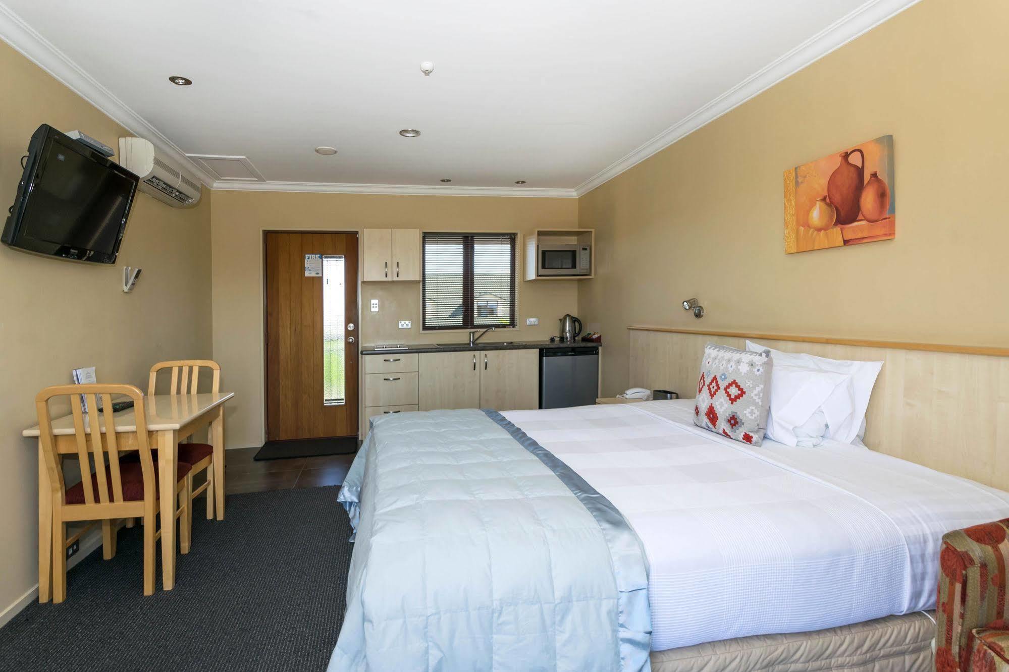 Blenheim Spa Motor Lodge Luaran gambar